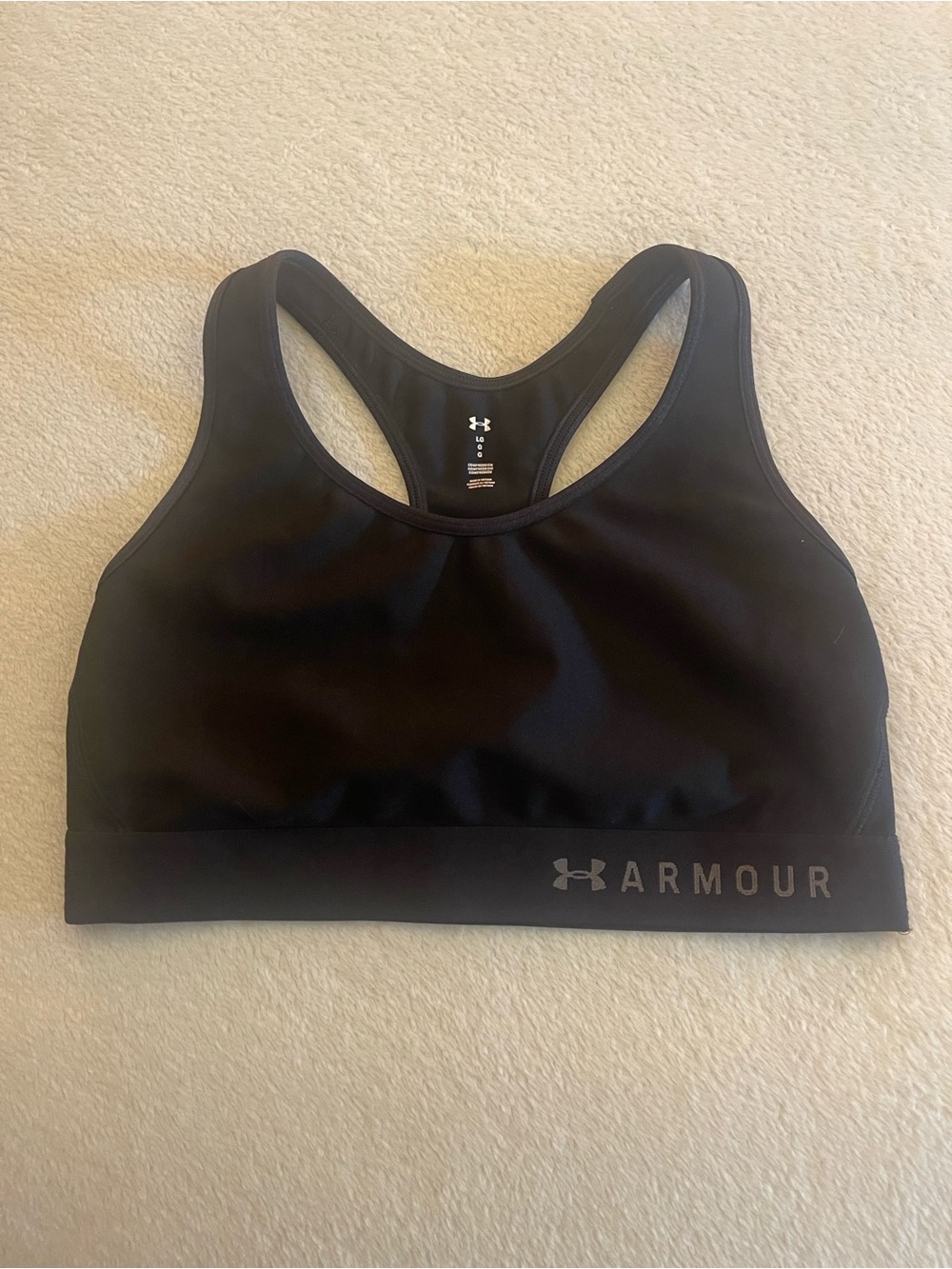 #Under Armour Mid Keyhole Sports Bra